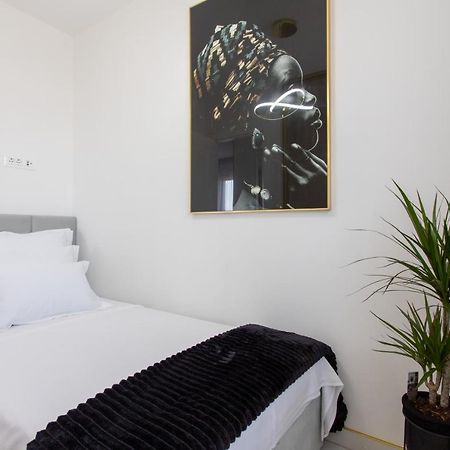 Apartments Taratta 1 特罗吉尔 外观 照片
