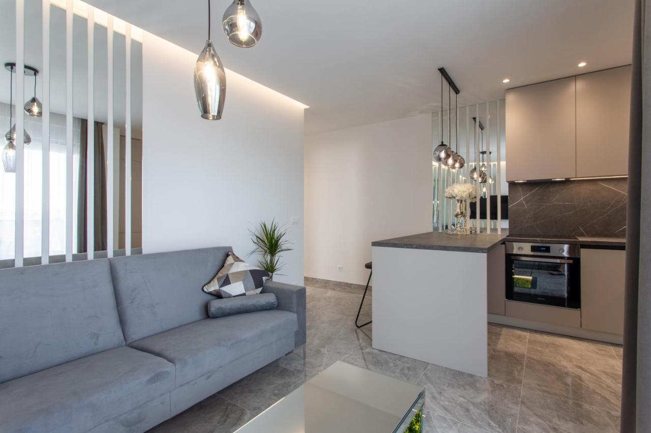 Apartments Taratta 1 特罗吉尔 外观 照片