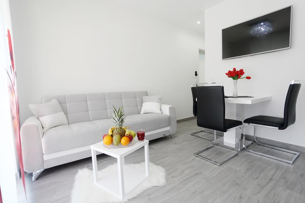 Apartments Taratta 1 特罗吉尔 外观 照片