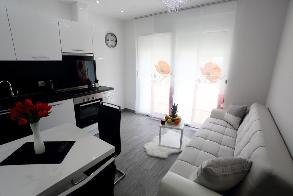 Apartments Taratta 1 特罗吉尔 外观 照片