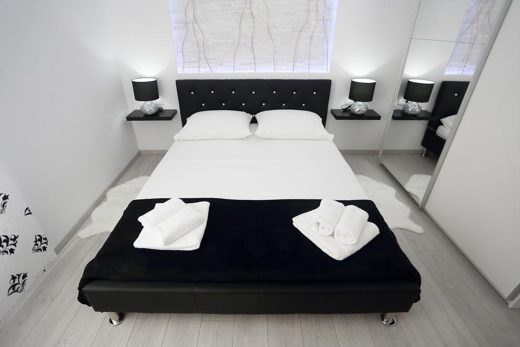 Apartments Taratta 1 特罗吉尔 外观 照片