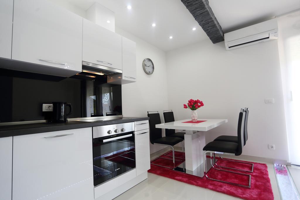 Apartments Taratta 1 特罗吉尔 外观 照片